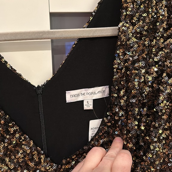 Dress the Population black & gold Women's Cap Sleeve Plunging Sequin Mini Dress - Picture 8 of 10